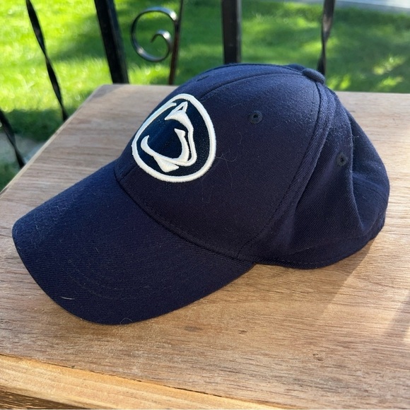 Penn State L/XL Fitted Navy Blue Top of the World Hat - Picture 2 of 6